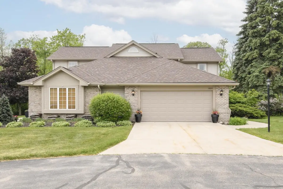 14355 W Lenox DRIVE, New Berlin, WI 53151 - #1