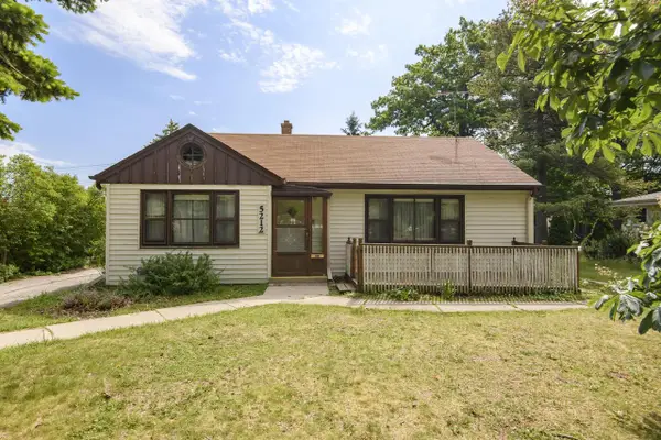 5212 S 20th STREET, Milwaukee, WI 53221