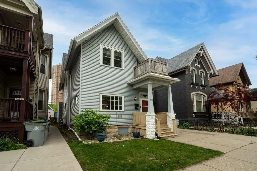1666 N Humboldt AVENUE, Milwaukee, WI 53202 - #1