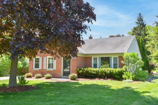 8125 N Santa Monica BOULEVARD, Fox Point, WI 53217