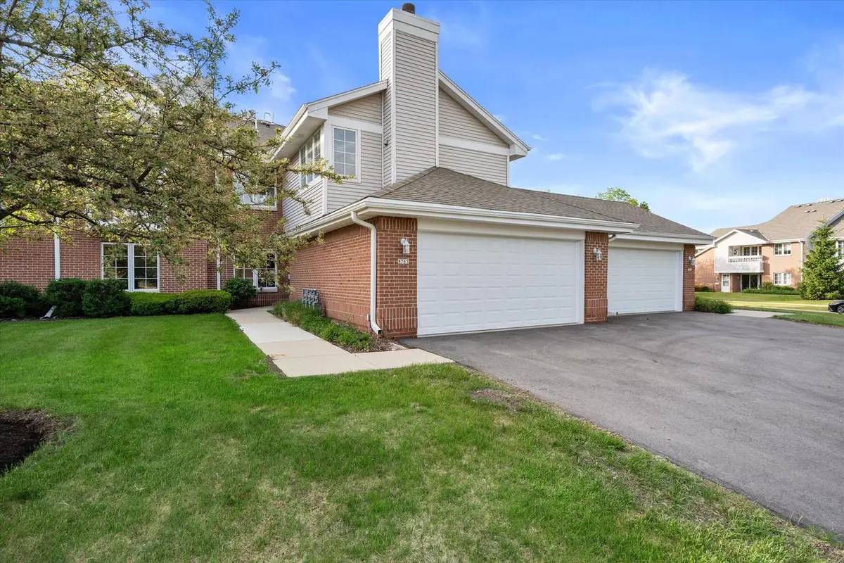 8765 Westlake DRIVE, Greendale, WI 53129 - #1