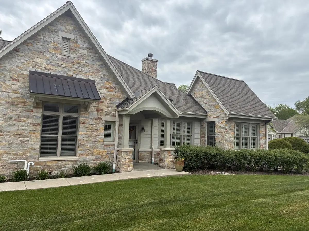 N73W13623 Claas ROAD #R4, Menomonee Falls, WI 53051 - #1