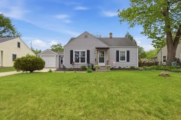W164N8451 Hiawatha AVENUE, Menomonee Falls, WI 53051