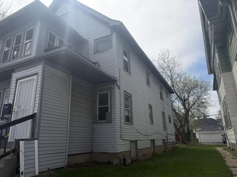 2907 N 35th STREET #2909, Milwaukee, WI 53210 - #2