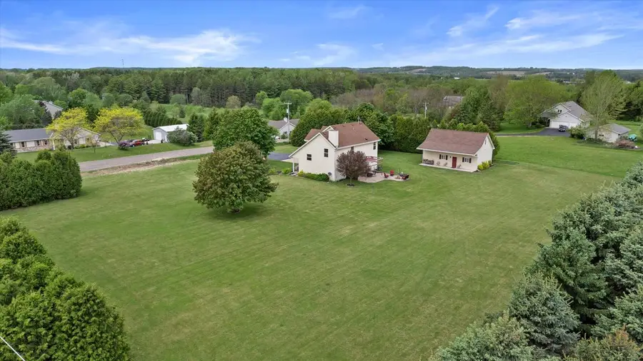 7720 Orchard Valley ROAD, West Bend, WI 53090 - #3