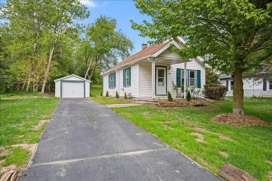 469 Meadowlark COURT, West Bend, WI 53090 - #2