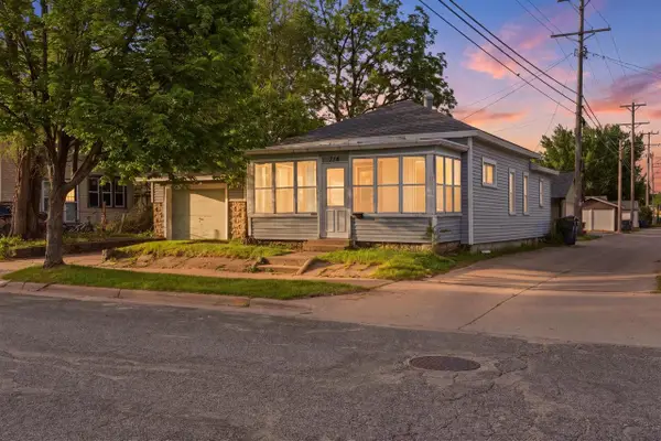 716 St James STREET, La Crosse, WI 54603