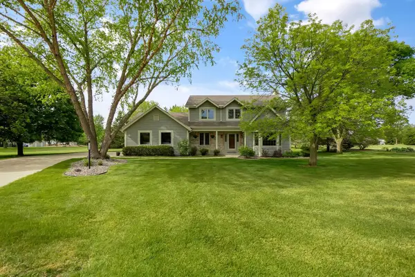 N69W28160 River Park COURT, Hartland, WI 53029