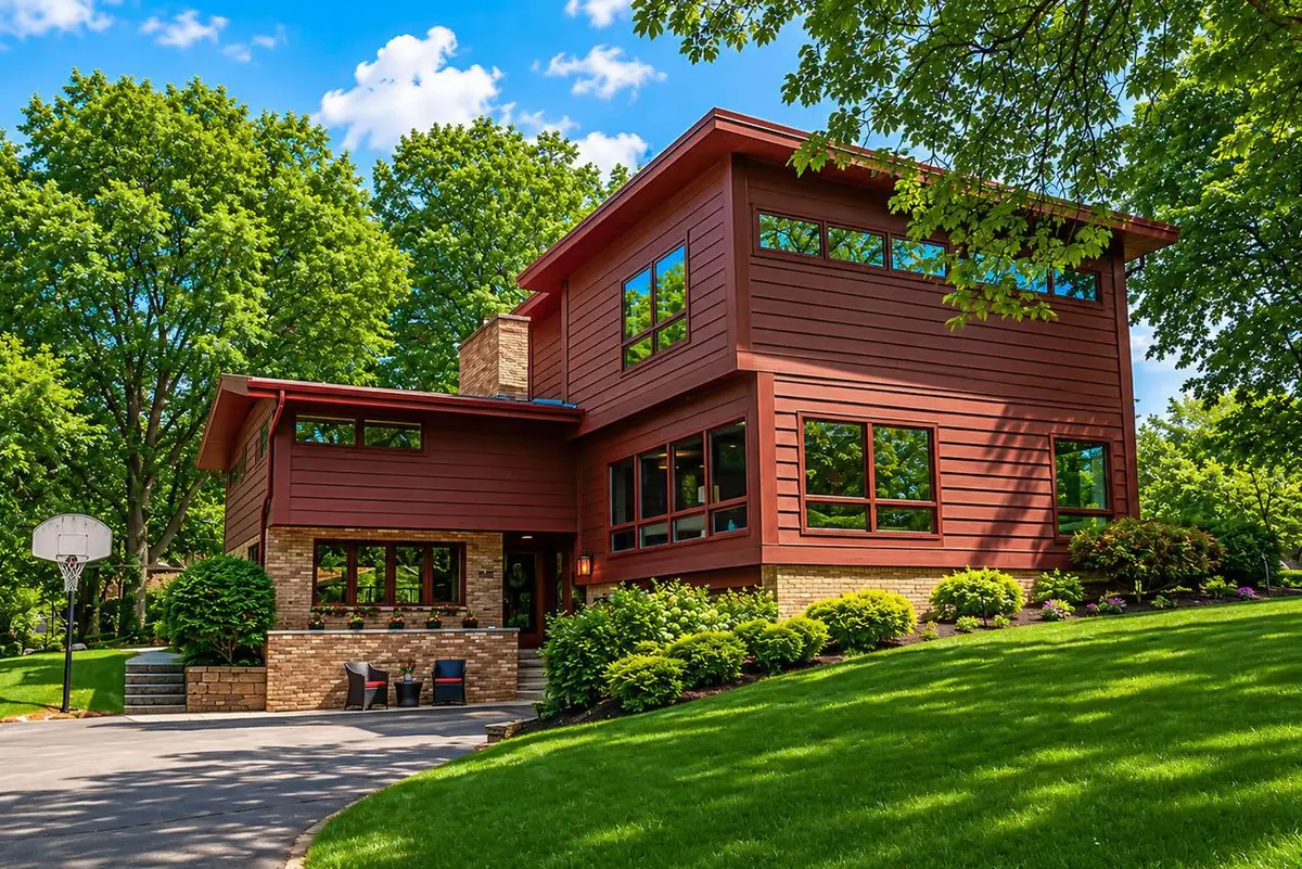 1530 Fairhaven BOULEVARD, Elm Grove, WI 53122 - #1
