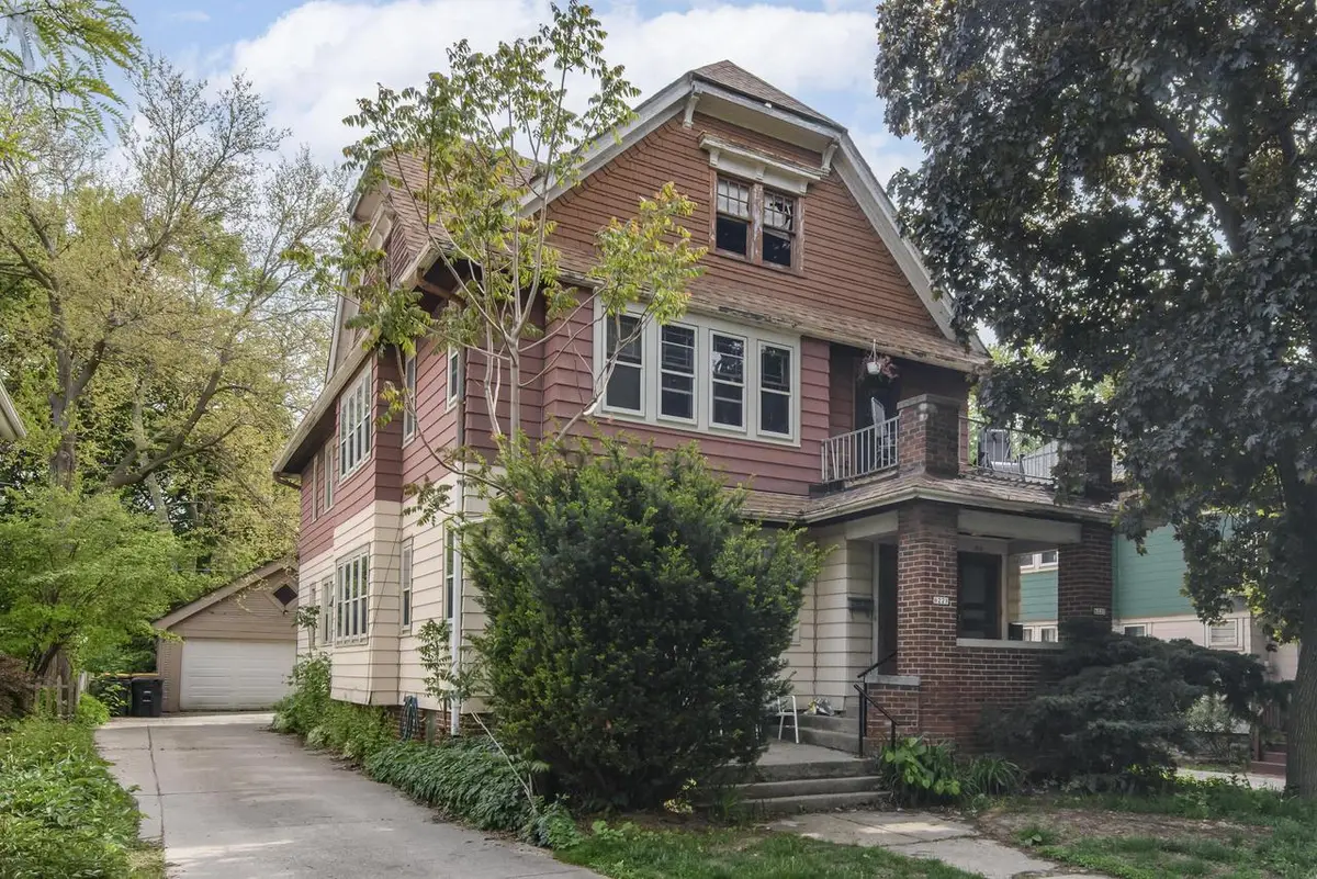 6221 W Lloyd STREET #6223, Wauwatosa, WI 53213 - #1