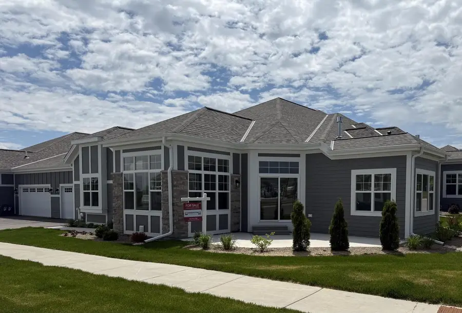 868 S Verona CIRCLE #23, Grafton, WI 53024 - #3