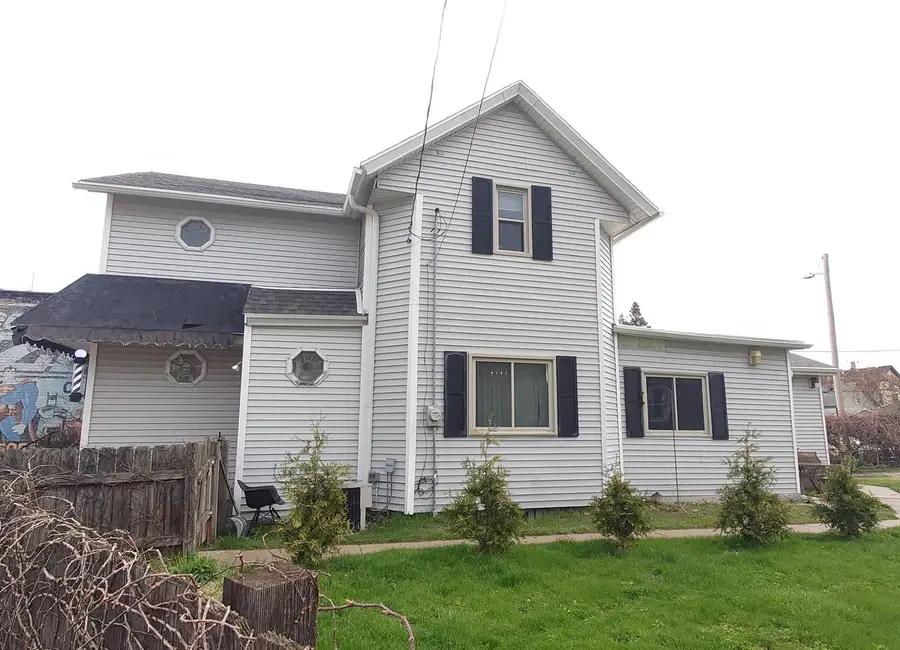 2340 S Kinnickinnic AVENUE, Milwaukee, WI 53207 - #2