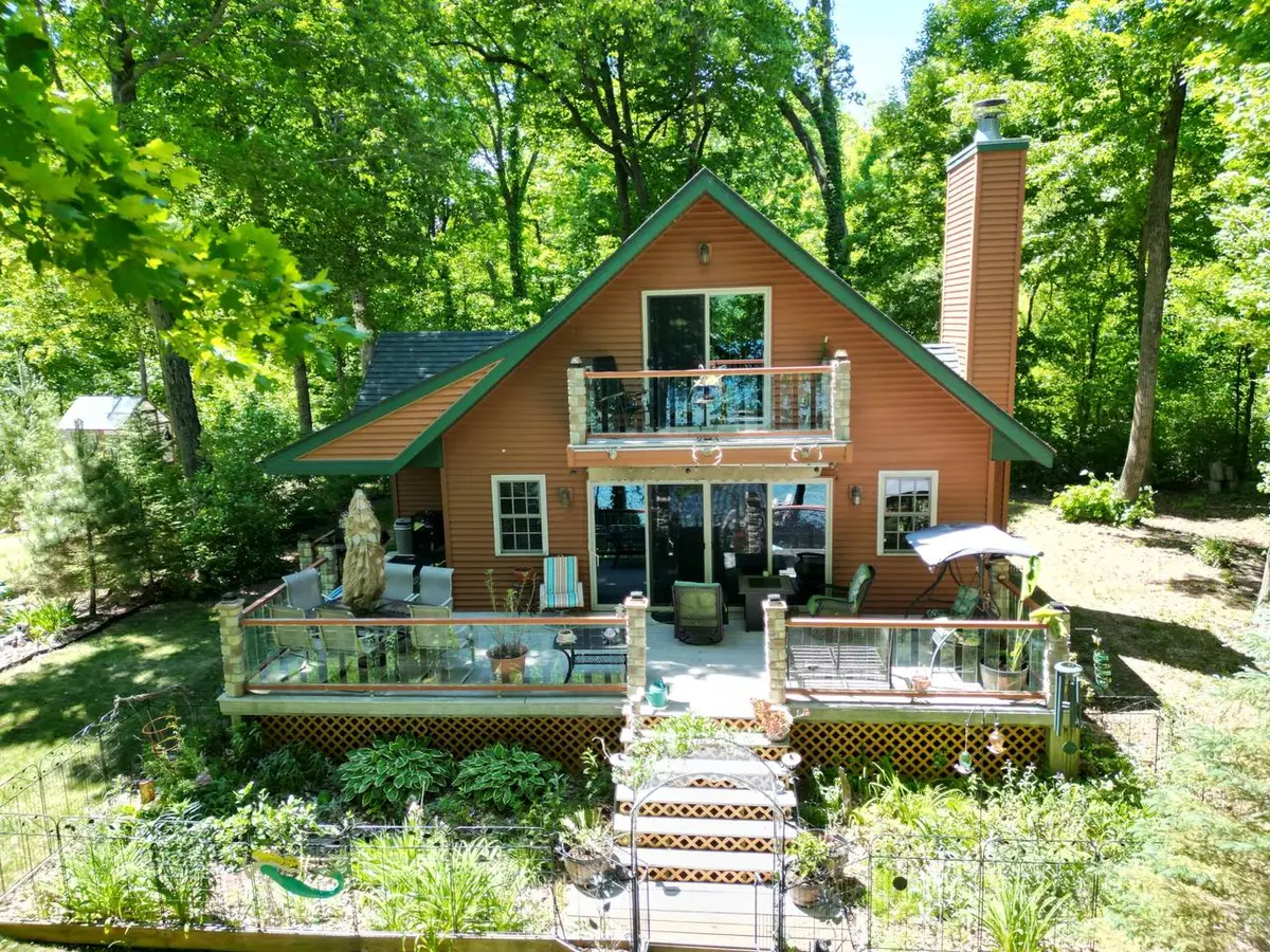 1614 Sugar Island ROAD, Summit, WI 53066 - #1