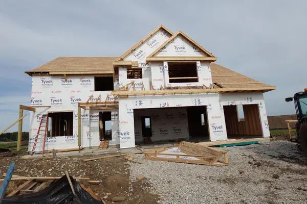 1779 Quail CIRCLE, Oconomowoc, WI 53066