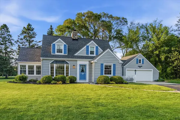 7230 W Freistadt ROAD, Mequon, WI 53092