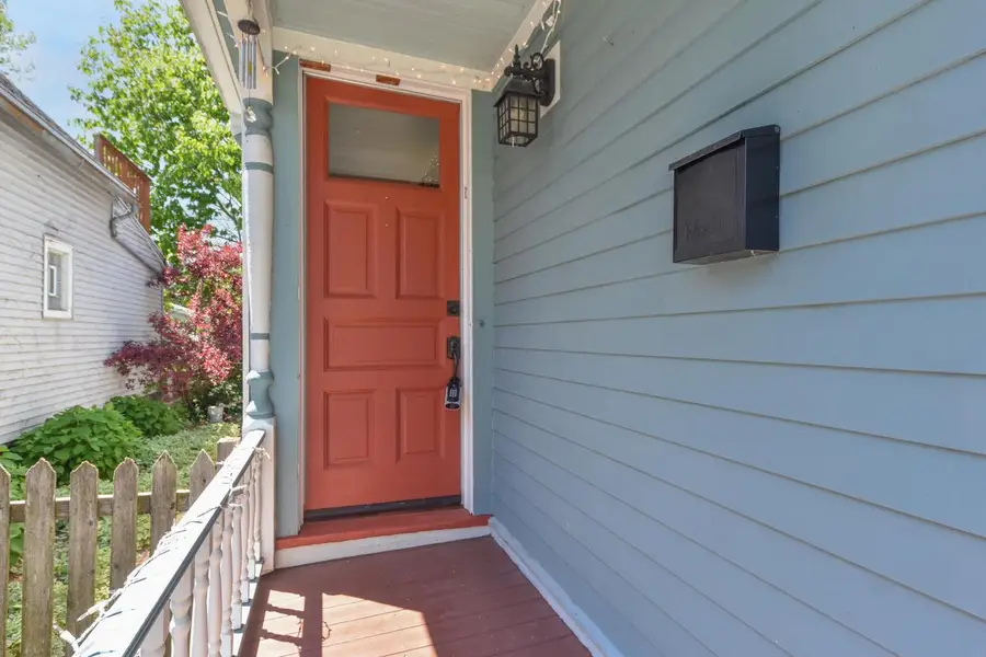 2553 N Dousman STREET, Milwaukee, WI 53212 - #3