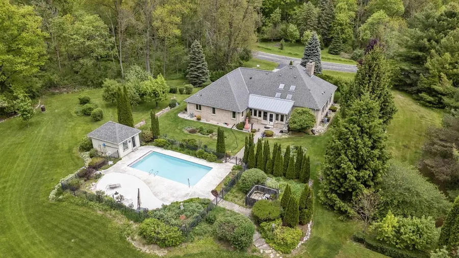 4405 Honeywood LANE, Jackson, WI 53037 - #2