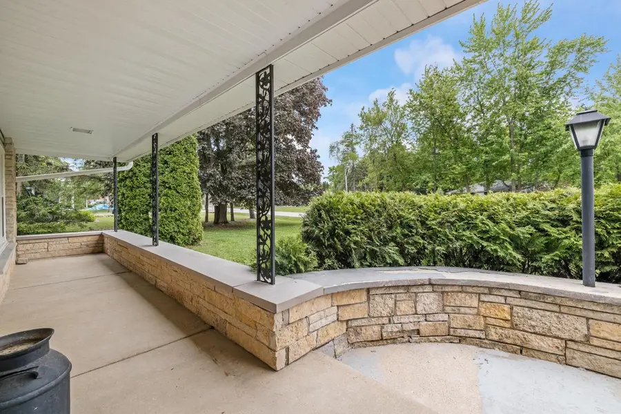 W378N5832 Farmwood HEIGHTS, Oconomowoc, WI 53066 - #2