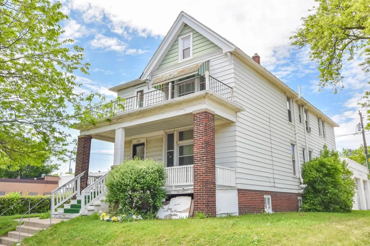 3935 N Palmer STREET, Milwaukee, WI 53212 - #1