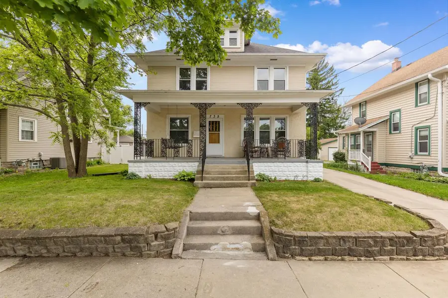 735 Beechwood AVENUE, Waukesha, WI 53186 - #2