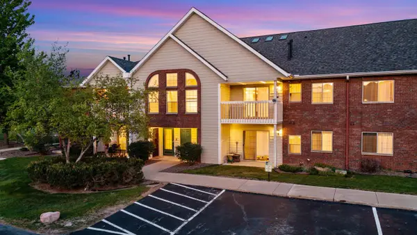 1936 Parknoll LANE, Port Washington, WI 53074