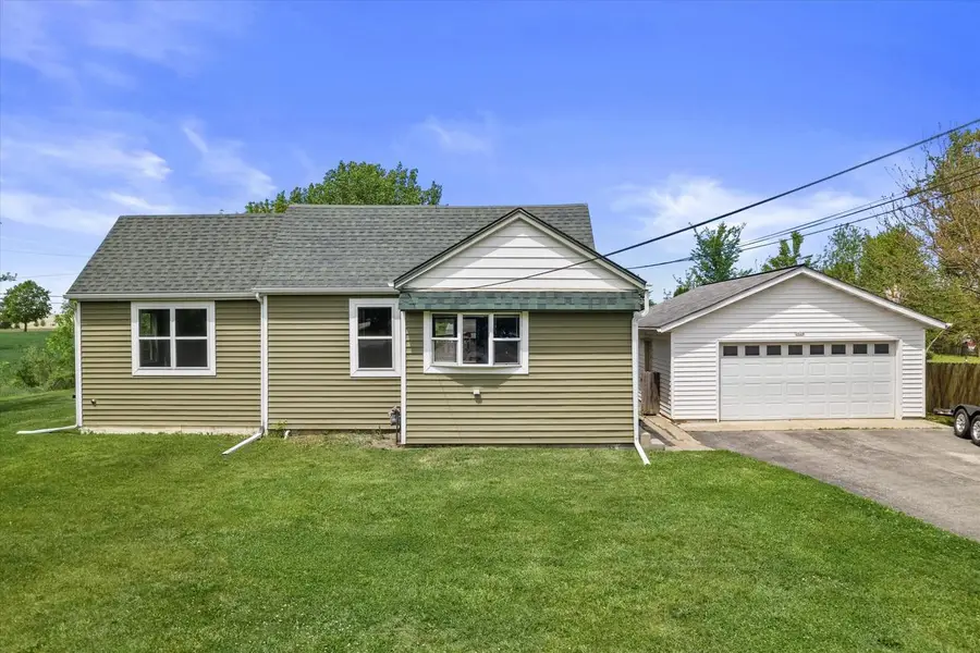 2028 W Oakwood ROAD, Oak Creek, WI 53154 - #2