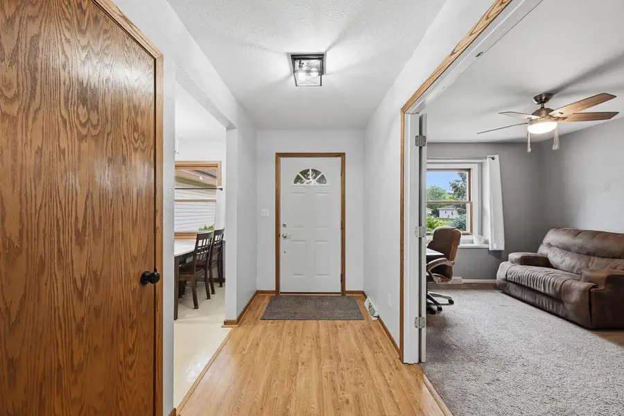 925 E Fitzsimmons ROAD, Oak Creek, WI 53154 - #2