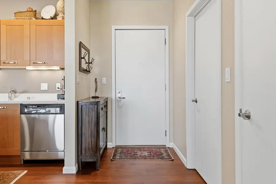 1522 N Prospect AVENUE #1704, Milwaukee, WI 53202 - #3