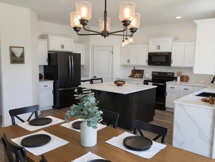 S54W25487 Pebble Brook COURT, Waukesha, WI 53189 - #2