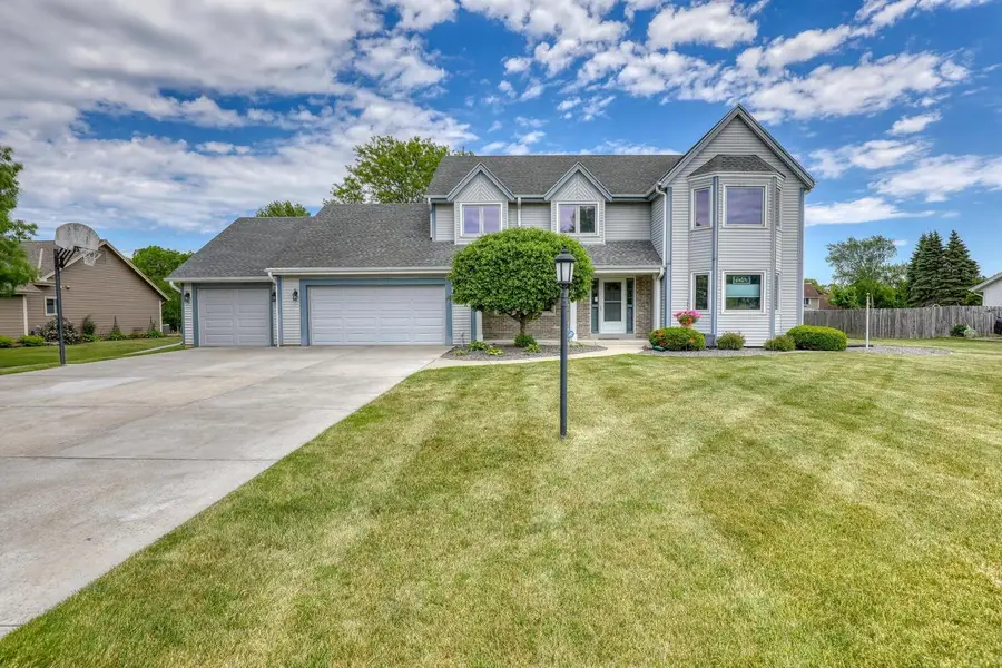 W146N6234 Wigwam DRIVE, Menomonee Falls, WI 53051 - #2