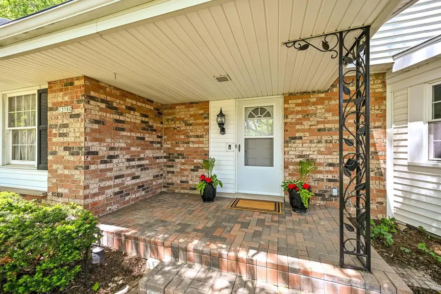 13780 W Graham STREET, New Berlin, WI 53151 - #2