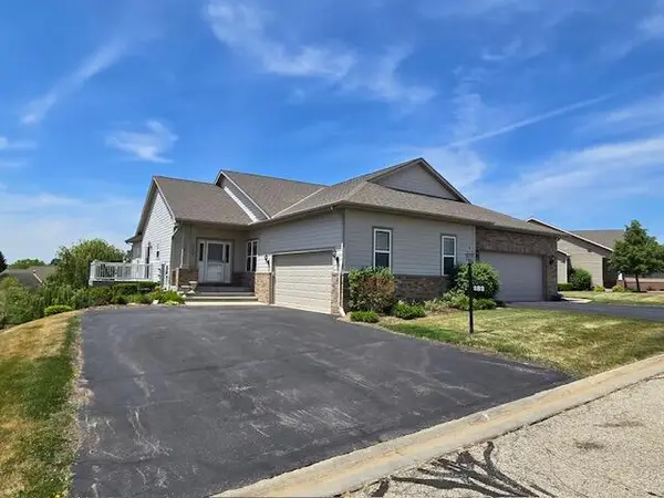 282 Settlement DRIVE, Burlington, WI 53105