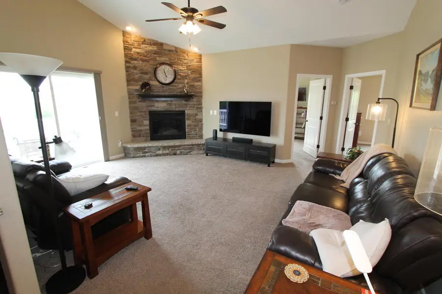 282 Settlement DRIVE, Burlington, WI 53105 - #3