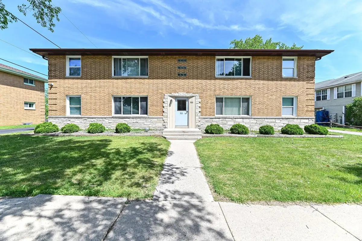 926 E Waterford AVENUE, Milwaukee, WI 53207 - #1