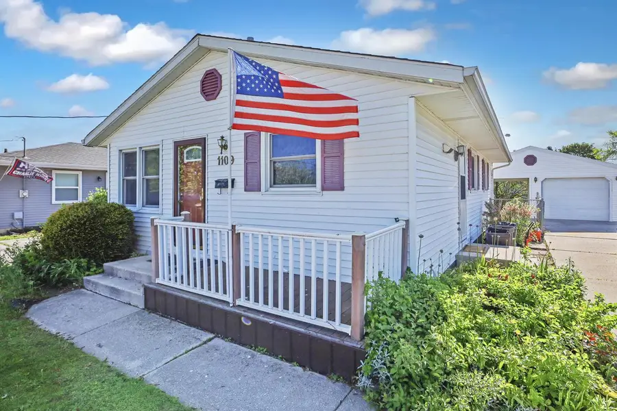1109 S 36th STREET, Manitowoc, WI 54220 - #2
