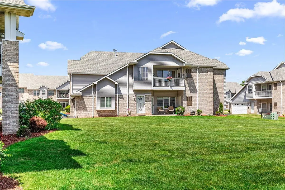 6924 S Rolling Meadows COURT, Oak Creek, WI 53154 - #1