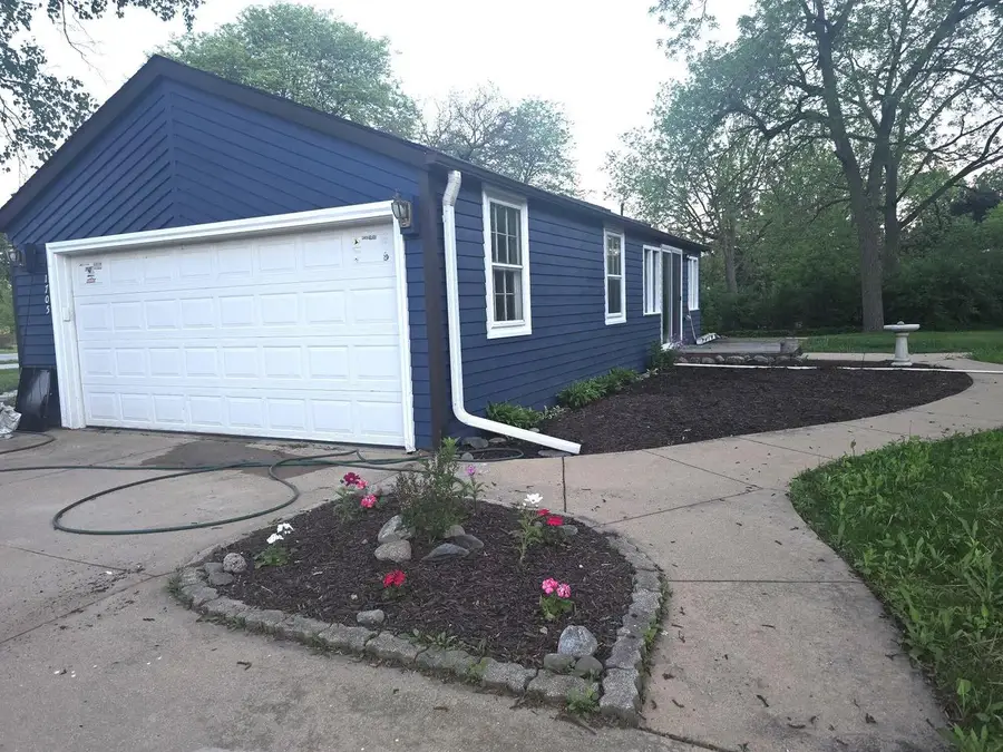 1705 S Calhoun ROAD, New Berlin, WI 53151 - #2