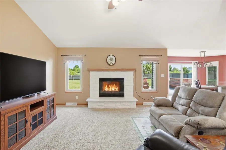 944 Bluebird COURT, Hartford, WI 53027 - #2