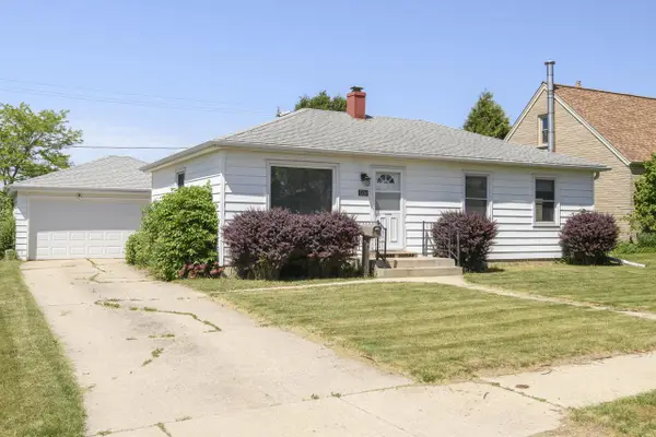 1520 Menomonee AVENUE, South Milwaukee, WI 53172