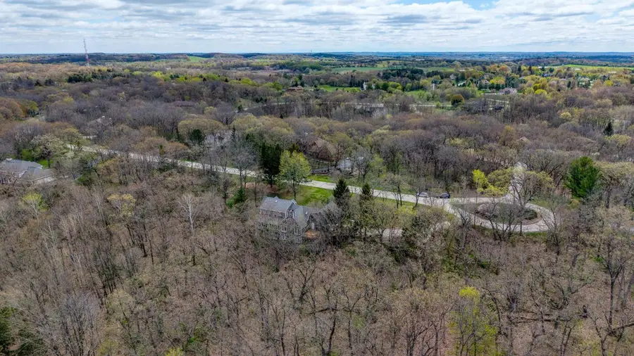 S1W31448 Hickory Hollow COURT, Delafield, WI 53018 - #3
