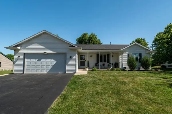 1342 Valley View ROAD, Hartford, WI 53027