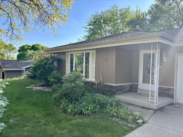 506 Cheyenne DRIVE, Waukesha, WI 53188