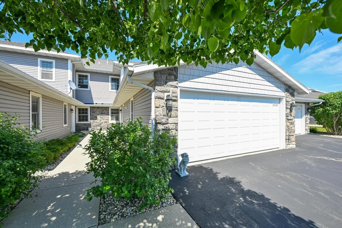 208 Potter ROAD #201, Elkhorn, WI 53121 - #1