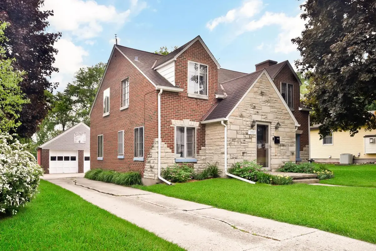 1713 Taylor LANE, West Bend, WI 53090 - #1
