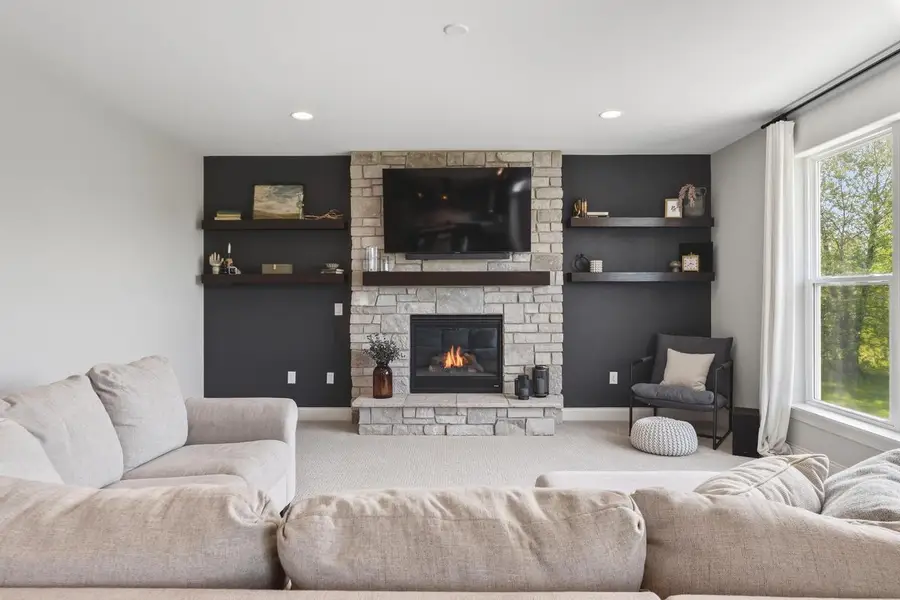 2901 Loretta LANE, West Bend, WI 53090 - #2
