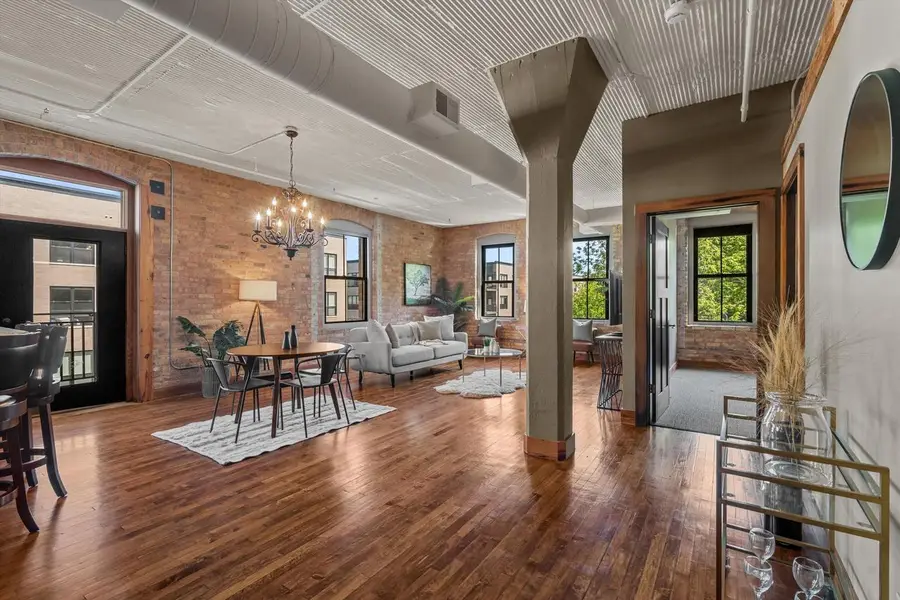 1818 N Water STREET #303, Milwaukee, WI 53202 - #2