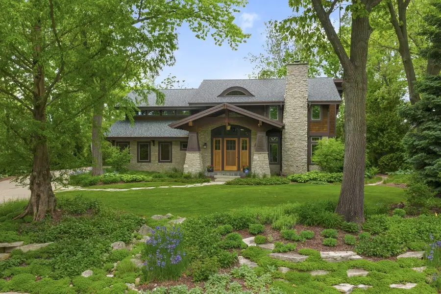 7541 S Cambridge DRIVE, Franklin, WI 53132 - #2