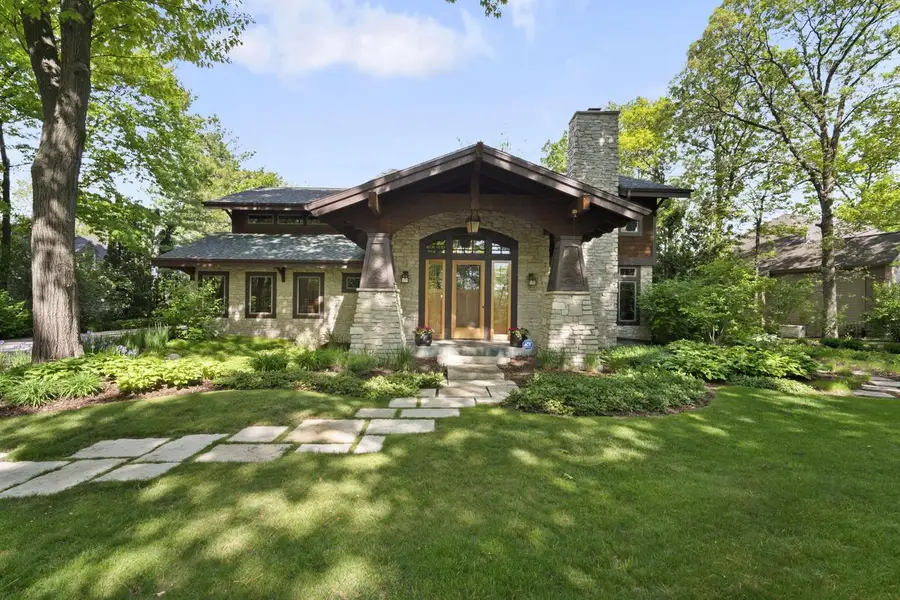 7541 S Cambridge DRIVE, Franklin, WI 53132 - #3