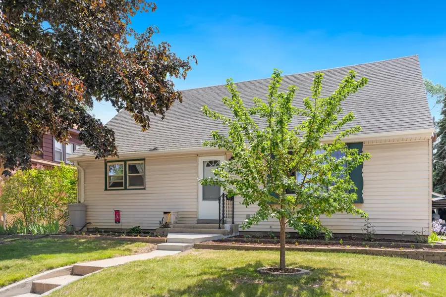 9415 W Arthur AVENUE, West Allis, WI 53227 - #2