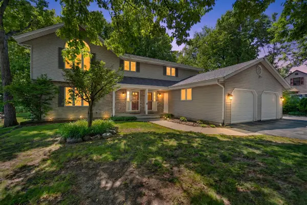 11503 W Layton AVENUE #11501, Greenfield, WI 53228
